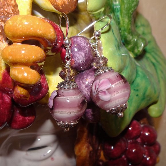 Classic artisanal earrings designed from millefiori Murano, Italy beads - Picture 4 of 5